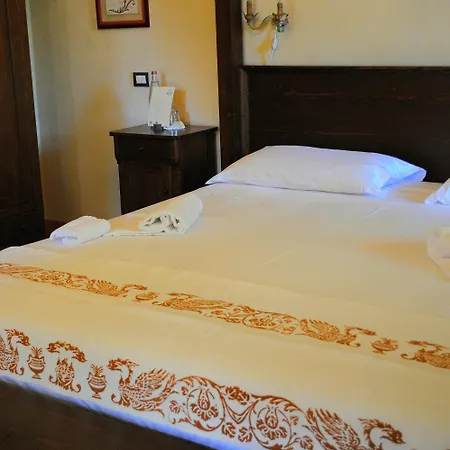 Palazzo Ducale Gasthof Mercatello sul Metauro